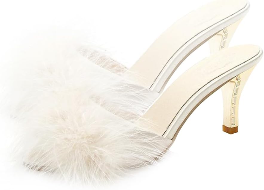 Chaussures compensées femme style Chanel en cuir beige